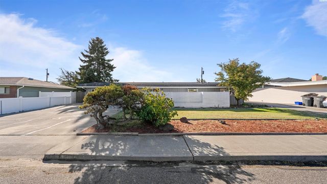 2521 W Entiat Ave, Kennewick, WA 99336
