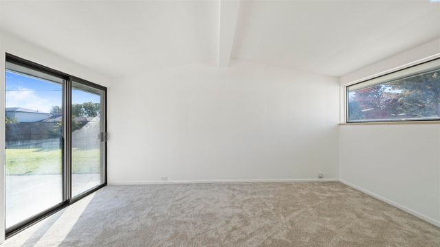 2521 W Entiat Ave, Kennewick, WA 99336