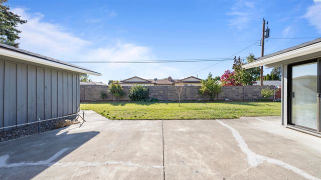 2521 W Entiat Ave, Kennewick, WA 99336
