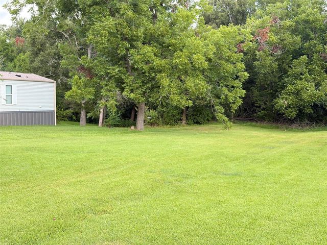215 Live Oak Street, Crosby, TX 77532