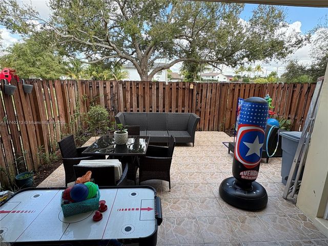 8317 SW 137th Ave 8317, Miami, FL 33183