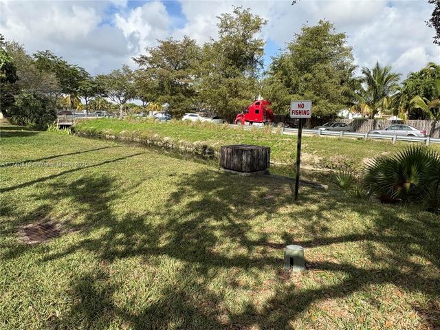 8317 SW 137th Ave 8317, Miami, FL 33183