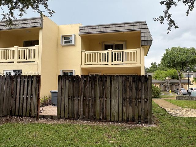 8317 SW 137th Ave 8317, Miami, FL 33183
