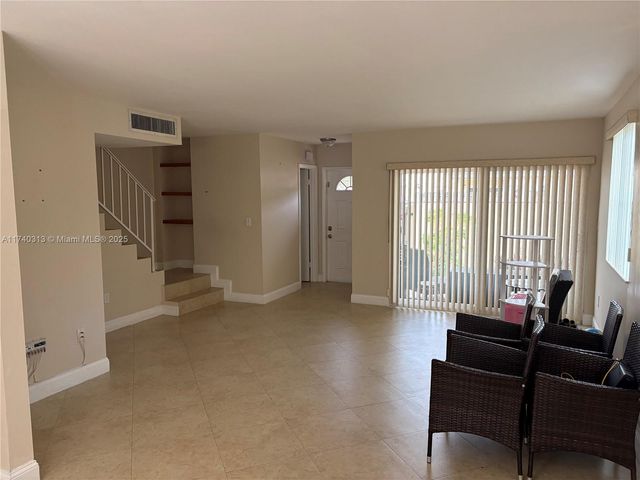 8317 SW 137th Ave 8317, Miami, FL 33183
