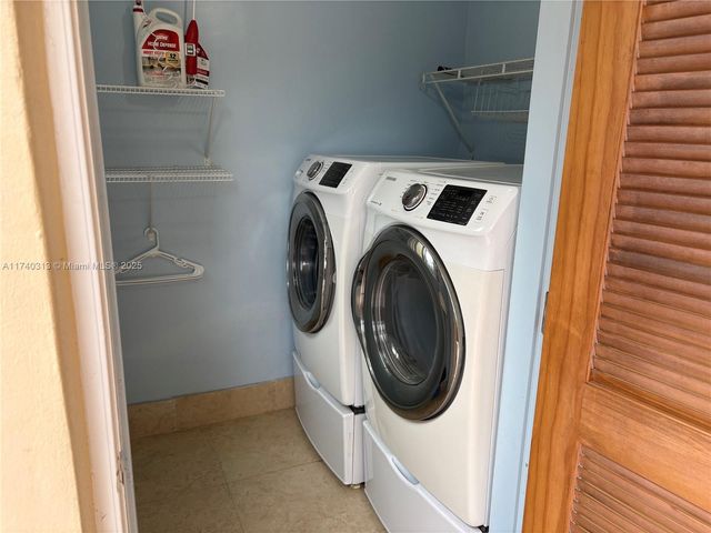 8317 SW 137th Ave 8317, Miami, FL 33183