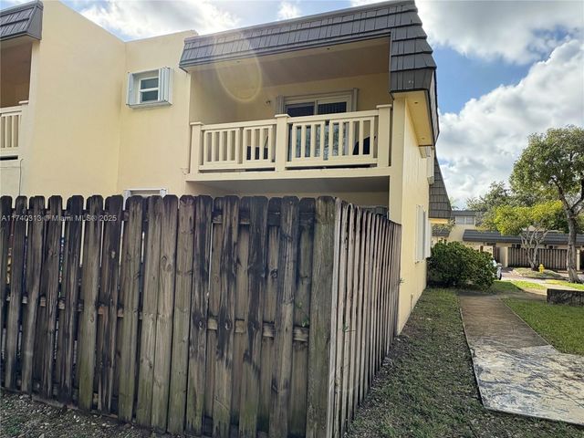 8317 SW 137th Ave 8317, Miami, FL 33183