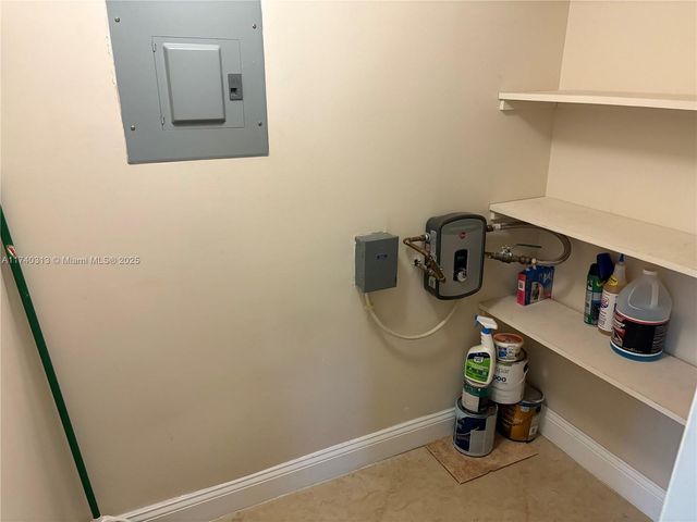 8317 SW 137th Ave 8317, Miami, FL 33183