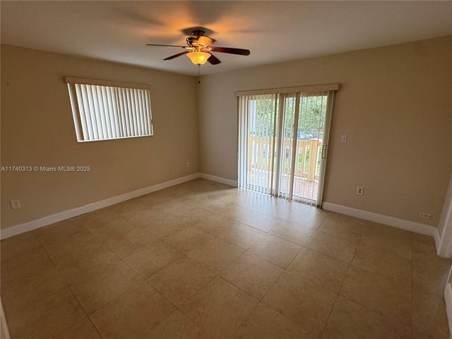 8317 SW 137th Ave 8317, Miami, FL 33183