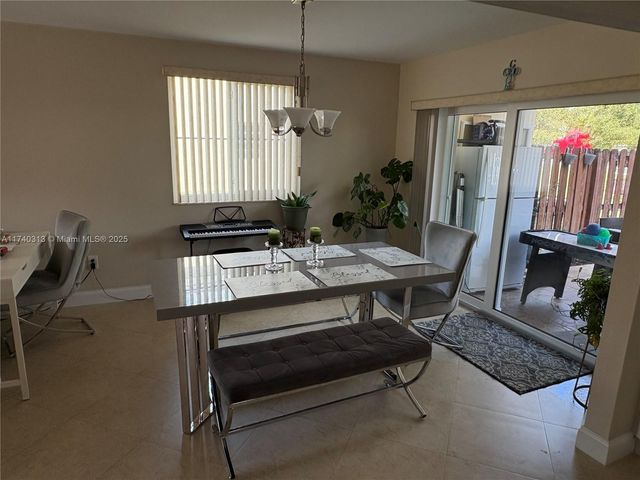8317 SW 137th Ave 8317, Miami, FL 33183