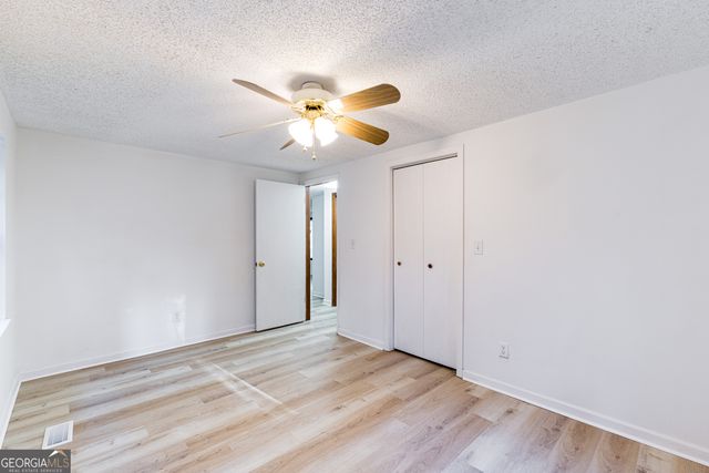 914 Walker Road, Rossville, GA 30741