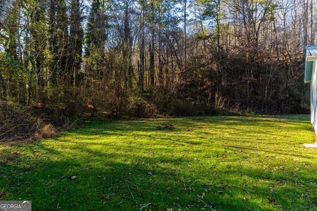 914 Walker Road, Rossville, GA 30741