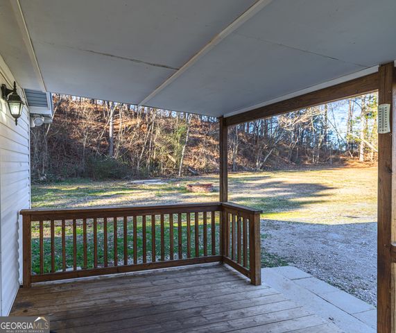 914 Walker Road, Rossville, GA 30741