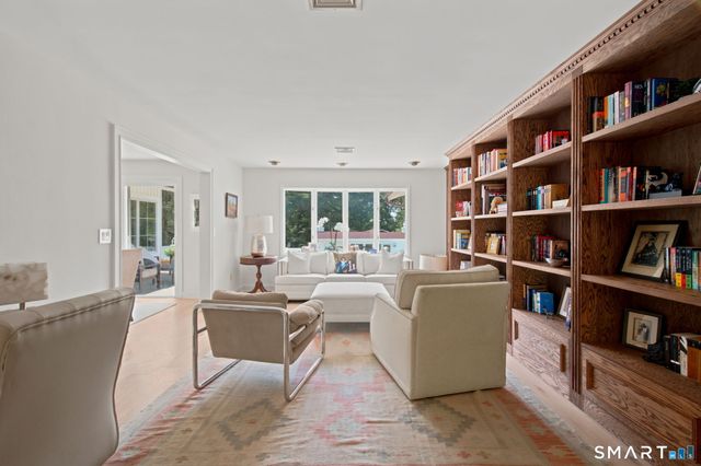 62 Heritage Drive, Woodbury, CT 06798