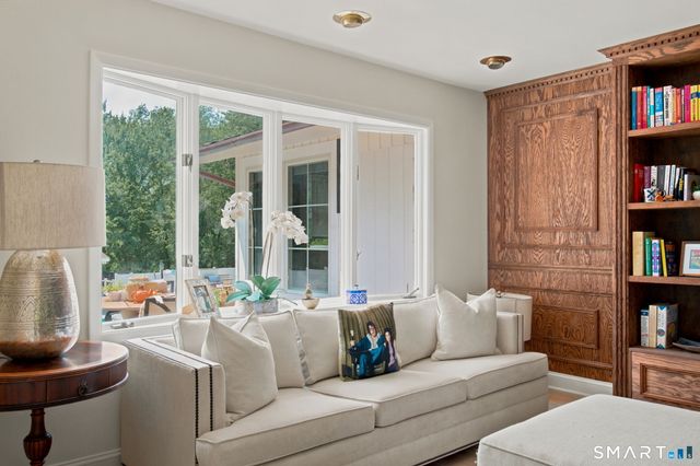 62 Heritage Drive, Woodbury, CT 06798