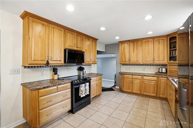 271 Maple Avenue, Dayton, OH 45459