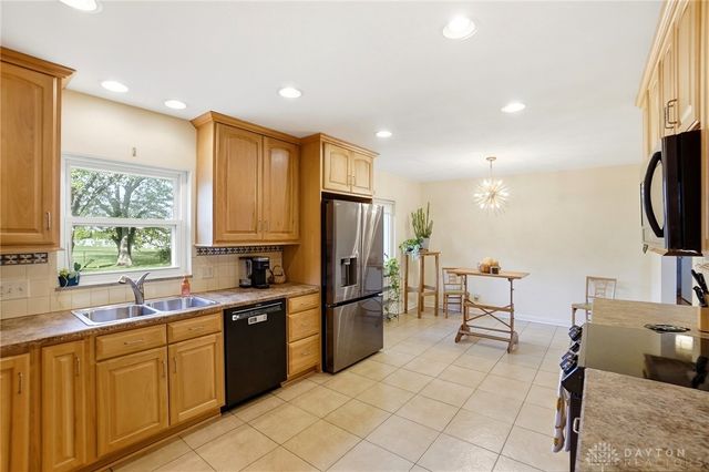 271 Maple Avenue, Dayton, OH 45459