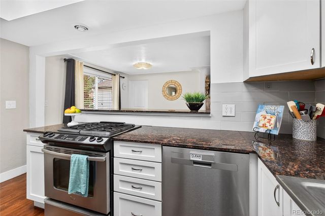 2916 S Downing Street, Englewood, CO 80113