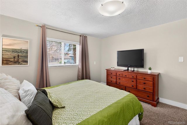 2916 S Downing Street, Englewood, CO 80113