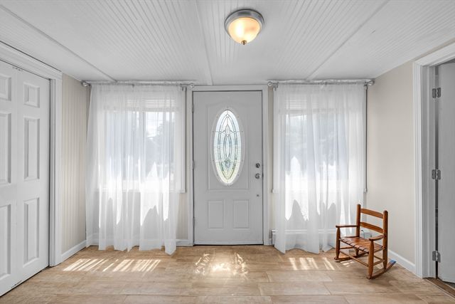 16 Highland St, Spencer, MA 01562