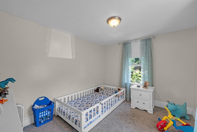 16 Highland St, Spencer, MA 01562