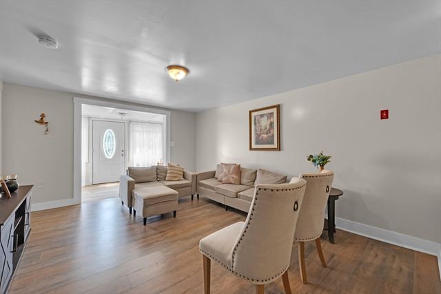 16 Highland St, Spencer, MA 01562