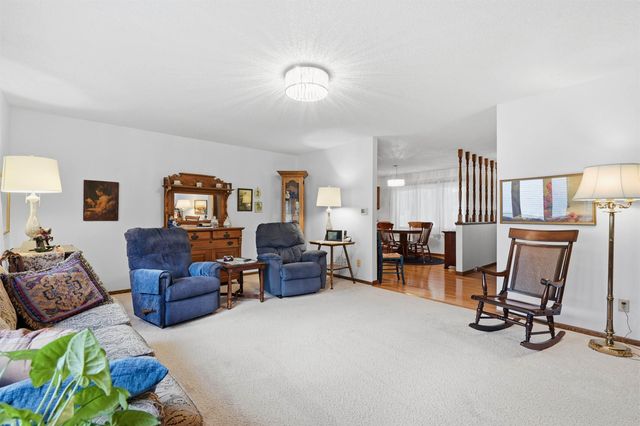 1210 NE 4th Street, Independence, IA 50644