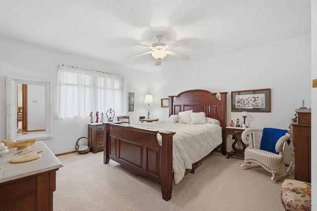 1210 NE 4th Street, Independence, IA 50644