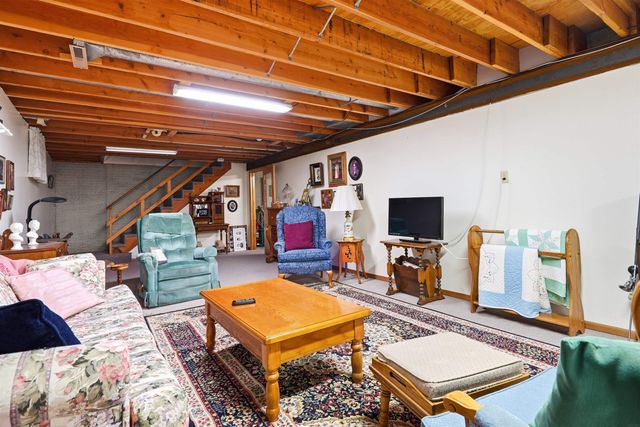1210 NE 4th Street, Independence, IA 50644