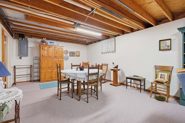 1210 NE 4th Street, Independence, IA 50644