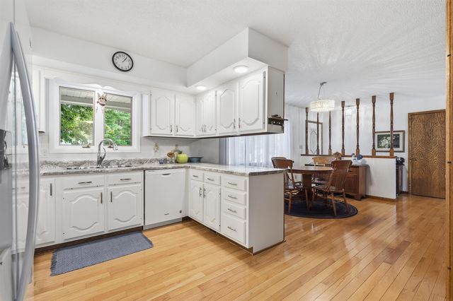 1210 NE 4th Street, Independence, IA 50644