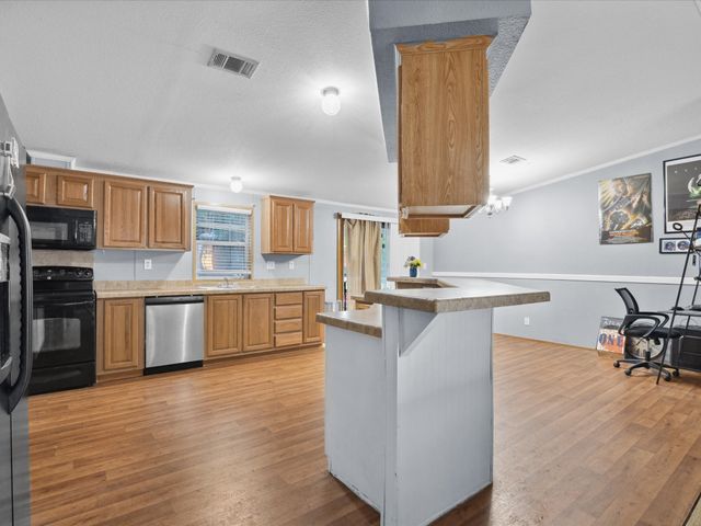 403 SE County Road 3048C, Corsicana, TX 75109