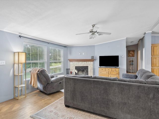 403 SE County Road 3048C, Corsicana, TX 75109