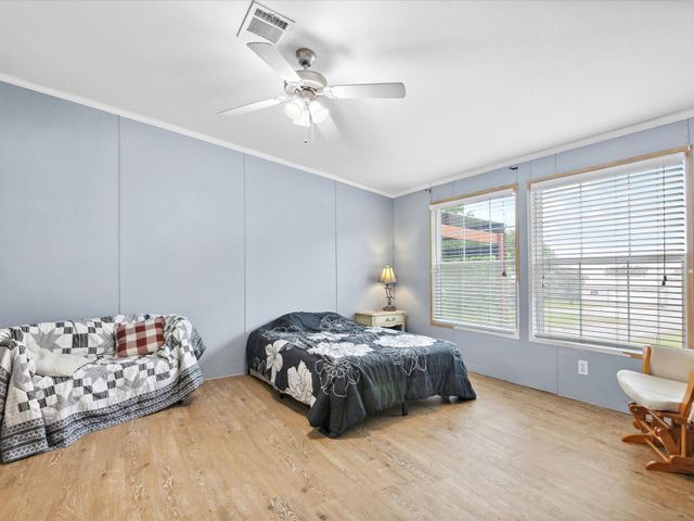 403 SE County Road 3048C, Corsicana, TX 75109