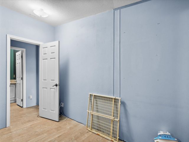 403 SE County Road 3048C, Corsicana, TX 75109