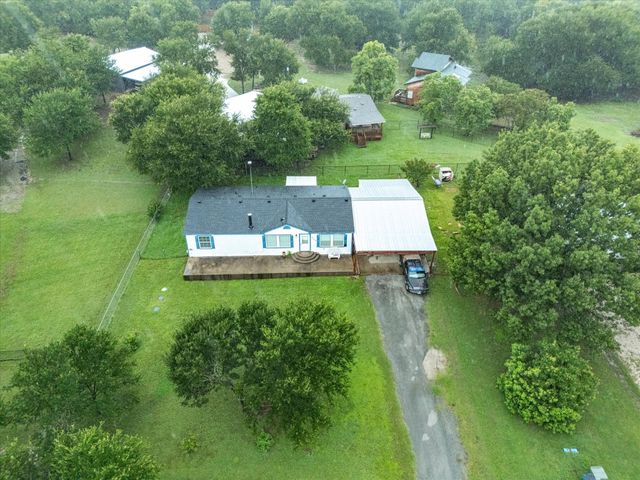 403 SE County Road 3048C, Corsicana, TX 75109