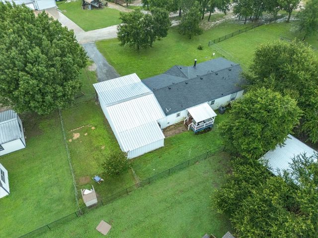 403 SE County Road 3048C, Corsicana, TX 75109