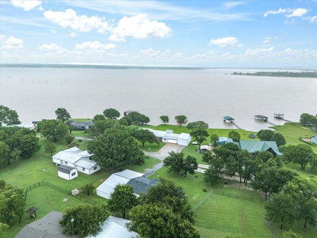 403 SE County Road 3048C, Corsicana, TX 75109