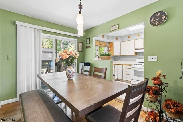 170 Marion Ct, Pompton Lakes Boro, NJ 07442