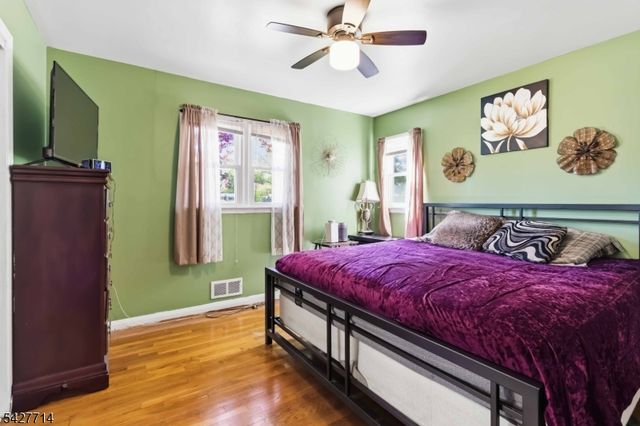 170 Marion Ct, Pompton Lakes Boro, NJ 07442