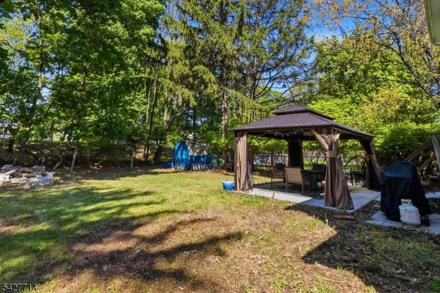 170 Marion Ct, Pompton Lakes Boro, NJ 07442