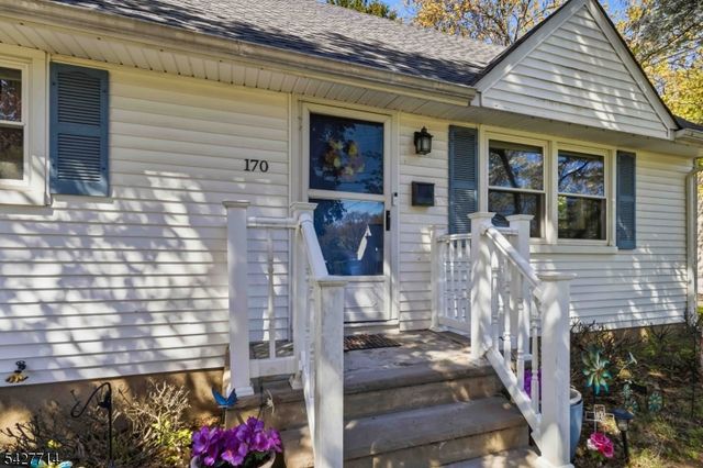 170 Marion Ct, Pompton Lakes Boro, NJ 07442
