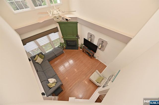 28 Thistle Drive, Paramus, NJ 07652