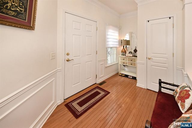 28 Thistle Drive, Paramus, NJ 07652