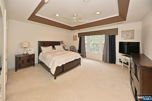 28 Thistle Drive, Paramus, NJ 07652