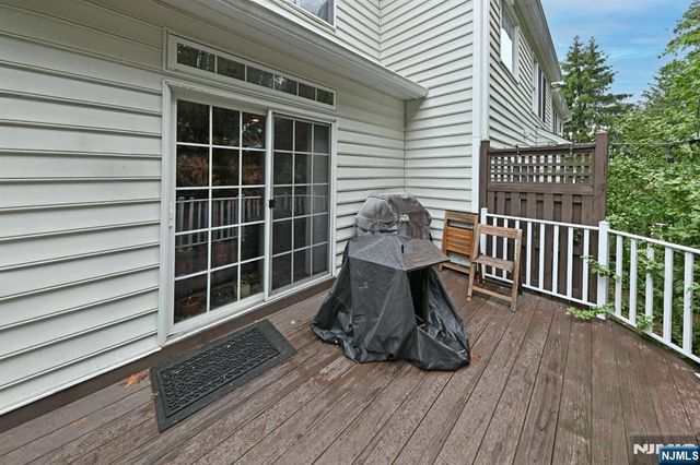 28 Thistle Drive, Paramus, NJ 07652