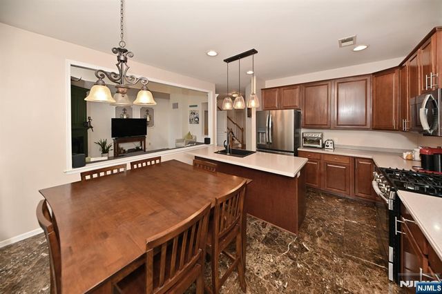 28 Thistle Drive, Paramus, NJ 07652
