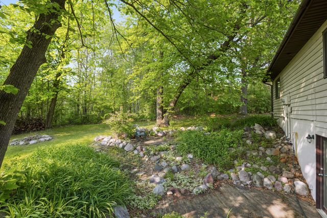 16137 Ahrens Hill Road, Brainerd, MN 56401