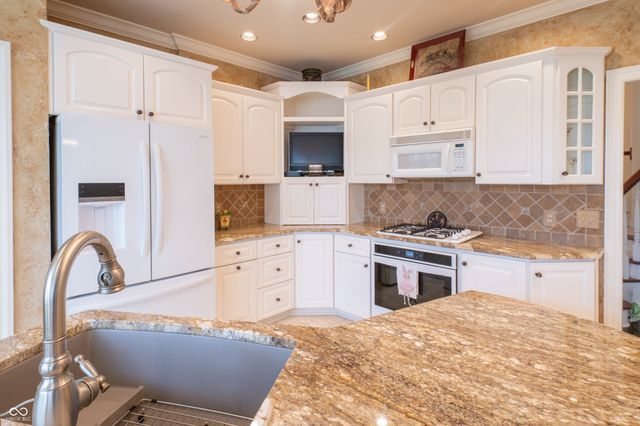 1700 Pathway Drive S, Greenwood, IN 46143