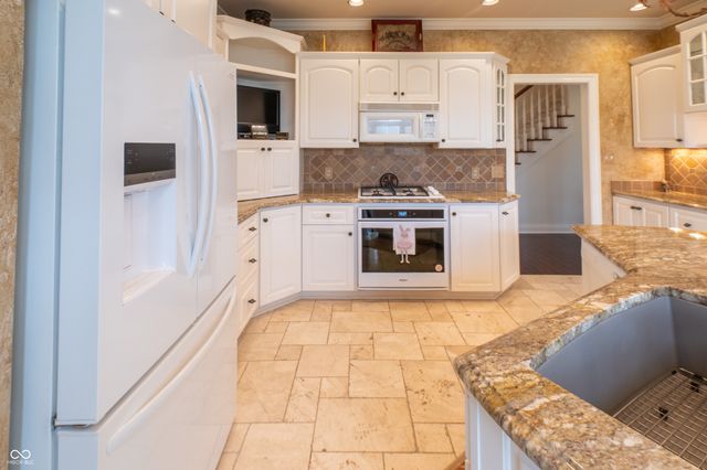 1700 Pathway Drive S, Greenwood, IN 46143