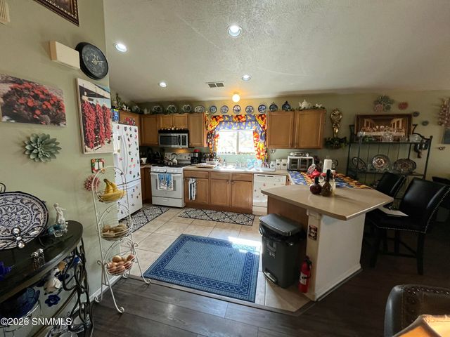 2519 Silver Hawk Avenue, Las Cruces, NM 88011